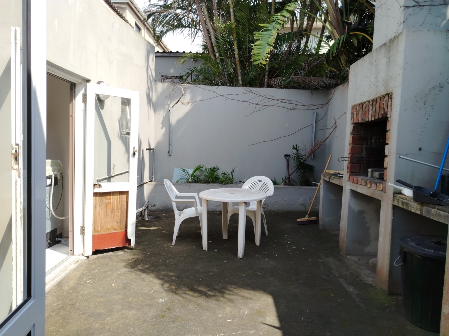 2 Bedroom Property for Sale in Quigney Eastern Cape